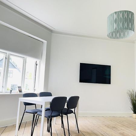 Aday - City Central Mansion - 1 Bedroom Apartment With Garden Aalborg Extérieur photo