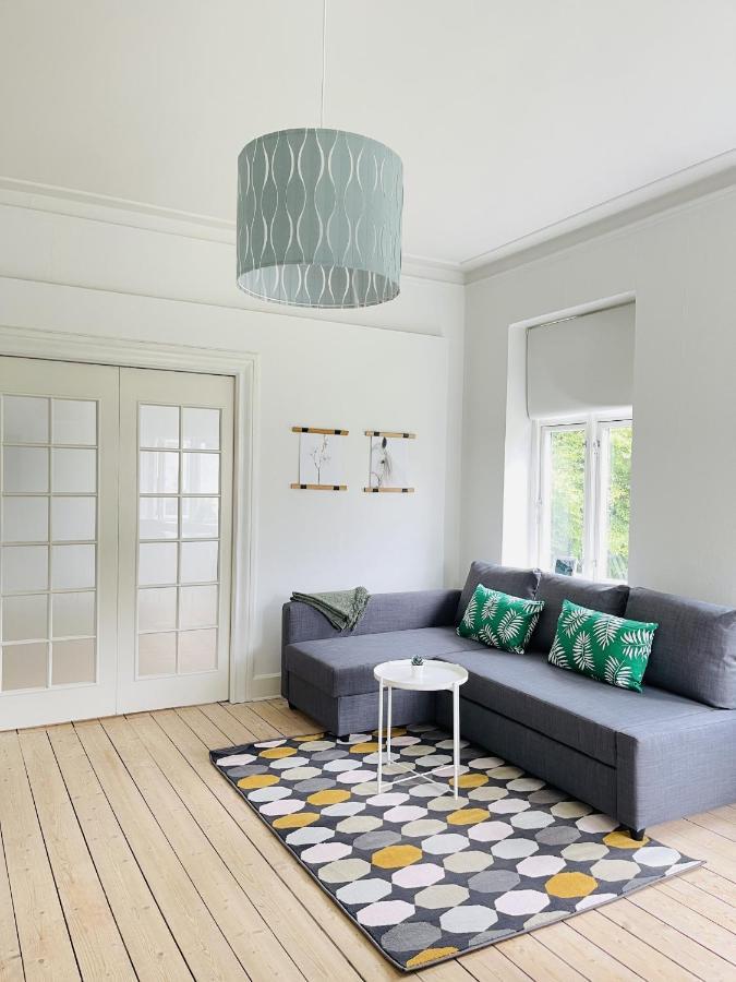 Aday - City Central Mansion - 1 Bedroom Apartment With Garden Aalborg Extérieur photo
